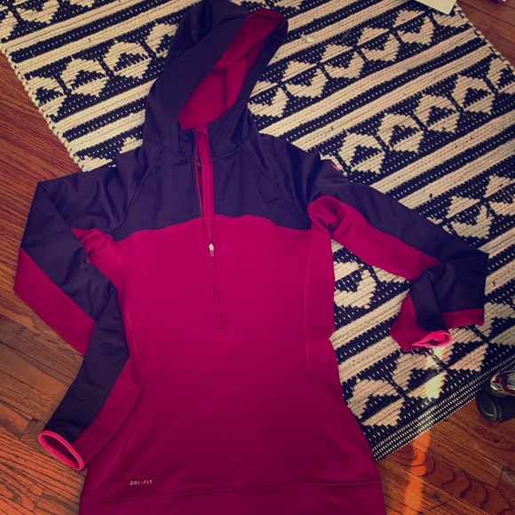 Nike Pro Half zip Pullover - Picture 1 of 4